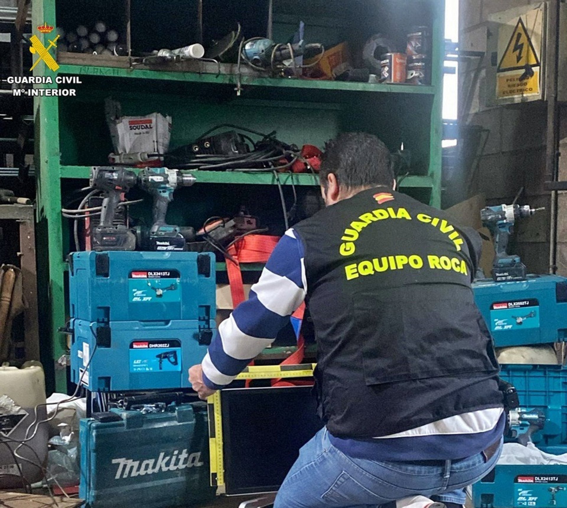 Detenido como presunto autor de robar y provocar daños en catorce inmuebles de Azuaga Detenido como presunto autor de robar y provocar daños en catorce inmuebles de Azuaga