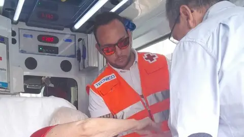 Cruz Roja activará un dispositivo especial de traslados para electores con movilidad reducida o enfermos Cruz Roja activará un dispositivo especial de traslados para electores con movilidad reducida o enfermos