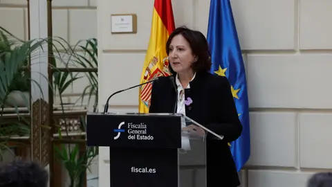La recién nombrada fiscal general del Estado, Teresa Peramato, durante su toma de posesión en la sede de la Fiscalía General del Estado. Peramato espera curar la "herida abierta" en la Fiscalía y expresa su "admiración" a García Ortiz