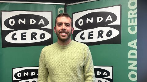 Toni Miralles, nuevo alcalde de Montu&iuml;ri, en los estudios de Onda Cero Mallorca. 
