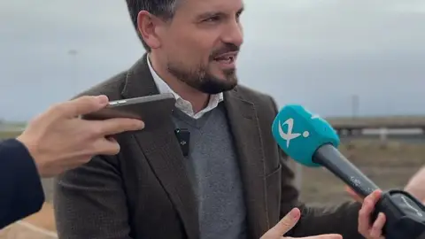 Bautista defiende el "proyecto de gobierno" que tiene el PP frente al "proyecto de protesta" que tienen "otros" Bautista defiende el "proyecto de gobierno" que tiene el PP frente al "proyecto de protesta" que tienen "otros"