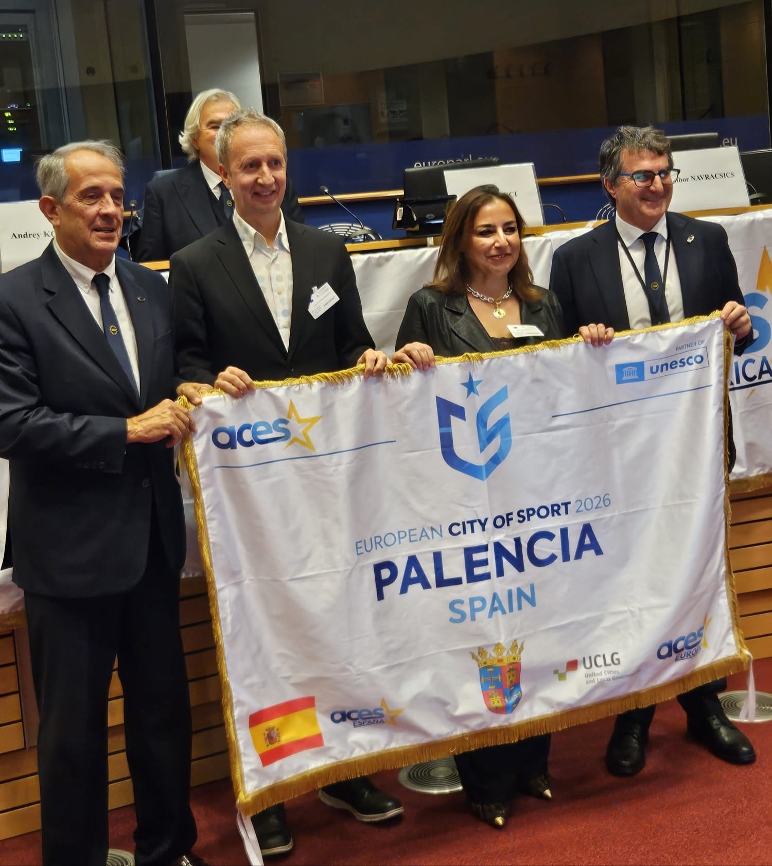 Andrés recoge en Bruselas el galardón que ratifica a Palencia como 'Ciudad Europea del Deporte 2026' Andrés recoge en Bruselas el galardón que ratifica a Palencia como 'Ciudad Europea del Deporte 2026'