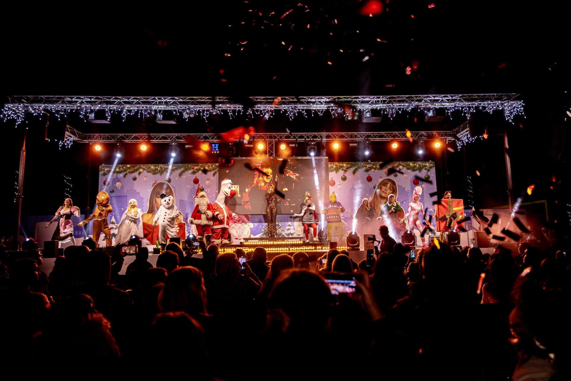 Pola Park celebra su fiesta de Navidad más especial con Edurne Pola Park celebra su fiesta de Navidad más especial con Edurne