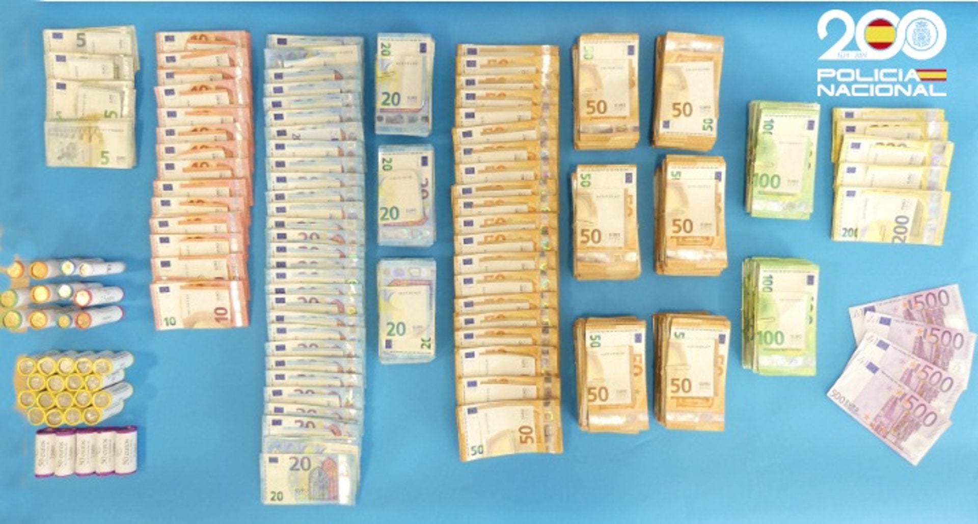 Detenidos tres jóvenes por una oleada de robos en tiendas de bicicletas en Mallorca Detenidos tres jóvenes por una oleada de robos en tiendas de bicicletas en Mallorca