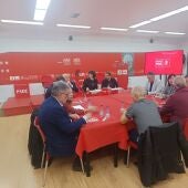 Reunión de Diana Morant en la sede del PSOE de Elche.