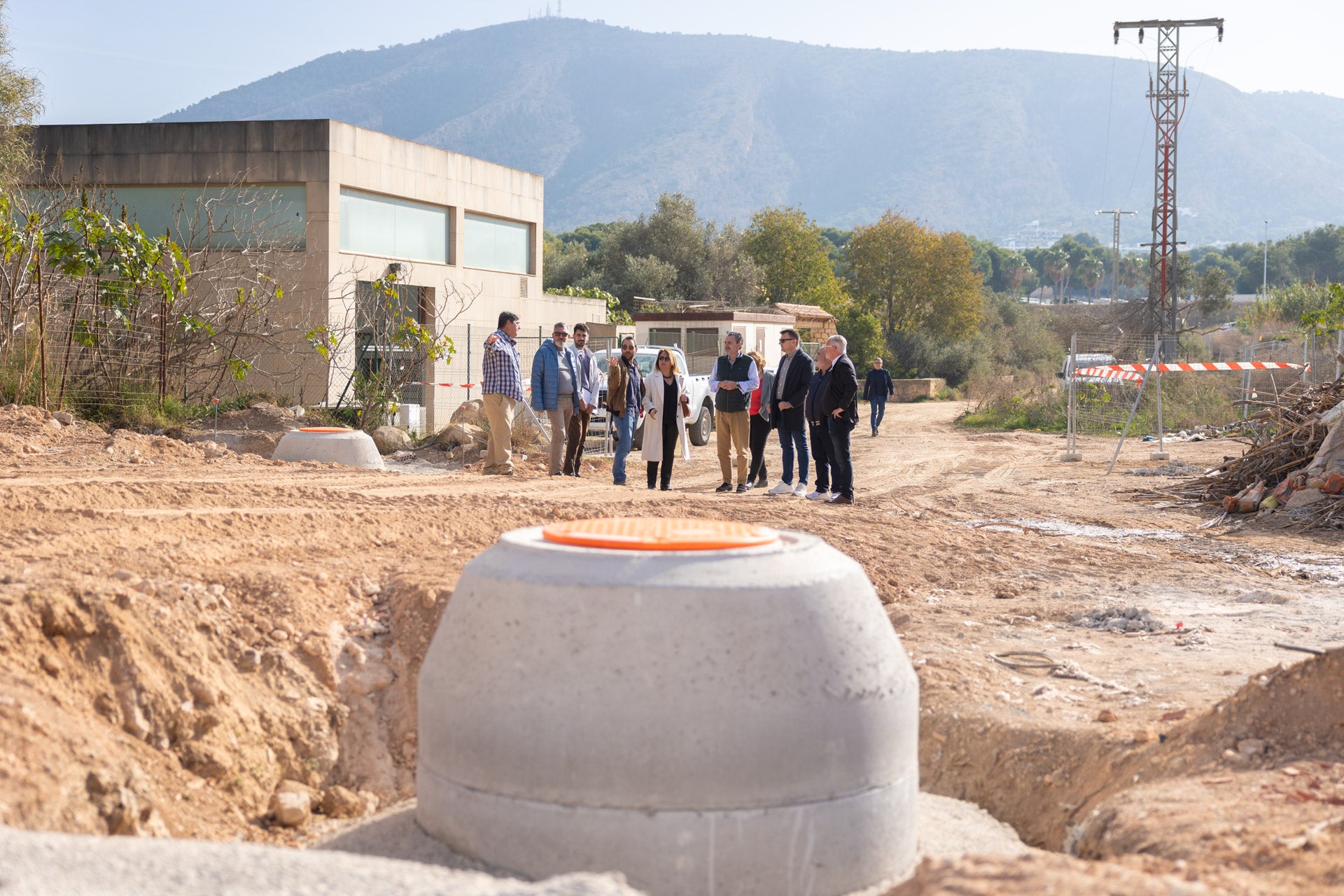 A punto de finalizar las obras para gestionar vertidos y reutilizar el agua vinculadas al encauzamiento del Barranco Hondo de l´Alfàs A punto de finalizar las obras para gestionar vertidos y reutilizar el agua vinculadas al encauzamiento del Barranco Hondo de l´Alfàs