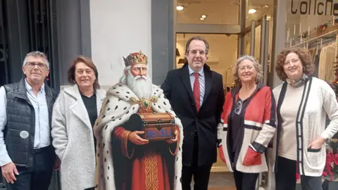 La Universidad CEU Cardenal Herrera en Elche reparte juguetes a colectivos sociales sin recursos. La Universidad CEU Cardenal Herrera en Elche reparte juguetes a colectivos sociales sin recursos.