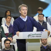 El presidente del PP, Alberto Núñez Feijóo, en un acto en Navalmoral de la Mata (Cáceres) El presidente del PP, Alberto Núñez Feijóo, en un acto en Navalmoral de la Mata (Cáceres)