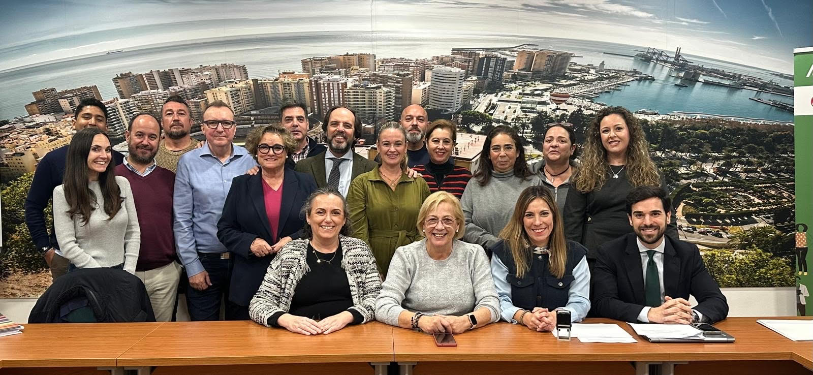 La plantilla del antiguo Senator continuará con Meliá La plantilla del antiguo Senator continuará con Meliá