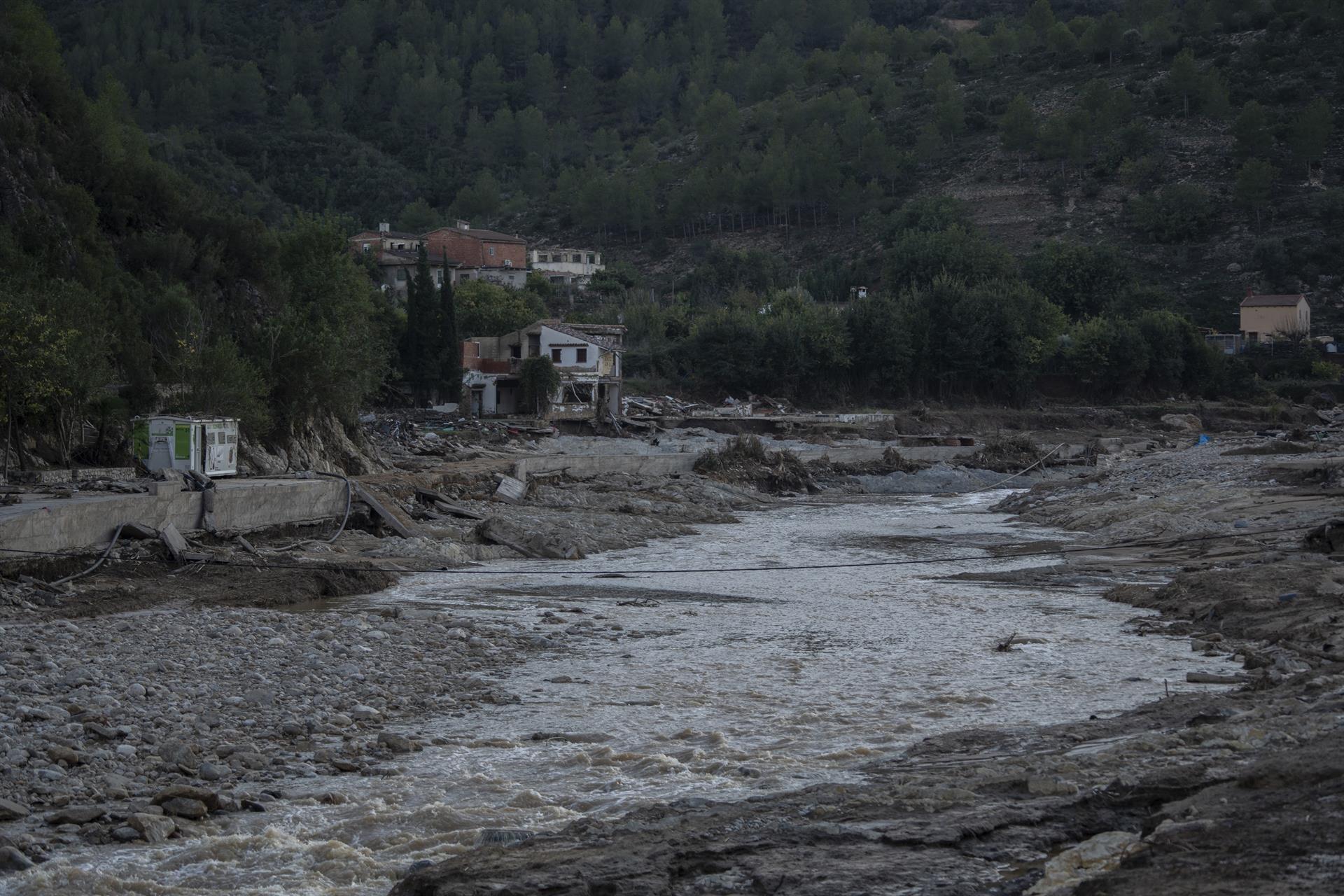 El ingeniero encargado de la presa de Buseo avisó a las 20:41 del 29-O de su posible desbordamiento El ingeniero encargado de la presa de Buseo avisó a las 20:41 del 29-O de su posible desbordamiento