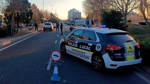 La Policía Local de Sagunto pone en marcha una campaña de control de alcohol y drogas en la conducción La Policía Local de Sagunto pone en marcha una campaña de control de alcohol y drogas en la conducción