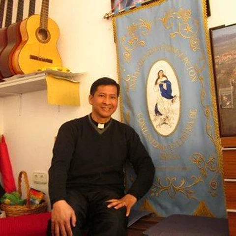 Virgilio Vago, cura de la Parroquia de la Sagrada Familia