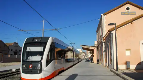 TRAM d’Alacant realizará en Villajoyosa un simulacro de una colisión con un coche eléctrico la noche del 18 al 19 de diciembre TRAM d’Alacant realizará en Villajoyosa un simulacro de una colisión con un coche eléctrico la noche del 18 al 19 de diciembre
