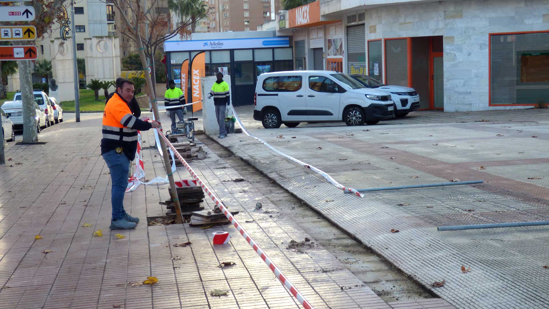 Comienza en Benidorm la mejora de la accesibilidad en la Avenida Alfonso Puchades una de las principales arterias de la ciudad Comienza en Benidorm la mejora de la accesibilidad en la Avenida Alfonso Puchades una de las principales arterias de la ciudad