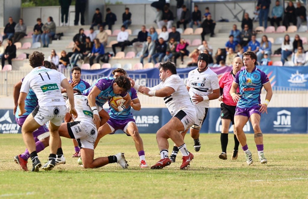 El Huesitos La Vila se mete en las semifinales de la Copa del Rey tras anunciar el Sant Cugat que no viajará al Pantano el domingo El Huesitos La Vila se mete en las semifinales de la Copa del Rey tras anunciar el Sant Cugat que no viajará al Pantano el domingo