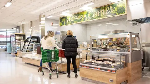 La Brújula de la Economía: La subida del precio de alimentos, los ahorros navideños en comida y las protestas del campo en Bruselas La Brújula de la Economía: La subida del precio de alimentos, los ahorros navideños en comida y las protestas del campo en Bruselas