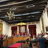 Votación en el pleno municipal del mes de diciembre en el Ayuntamiento de Elche. Votación en el pleno municipal del mes de diciembre en el Ayuntamiento de Elche.