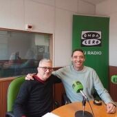 Hugo S.C. escritor y César Rivera, locutor.