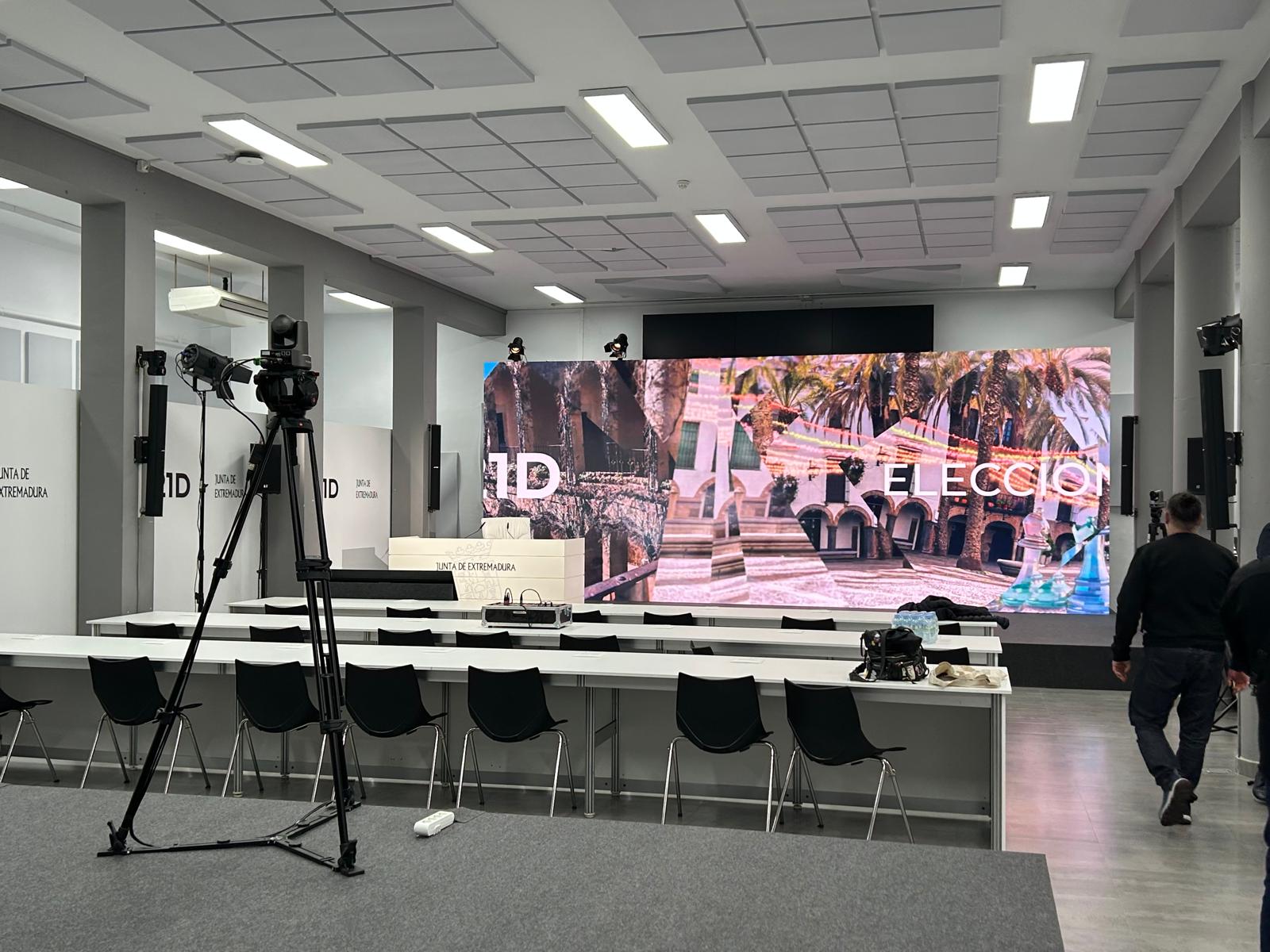 El Centro de Difusión de Datos de las elecciones autonómicas, preparado para la jornada electoral del 21 de diciembre El Centro de Difusión de Datos de las elecciones autonómicas, preparado para la jornada electoral del 21 de diciembre
