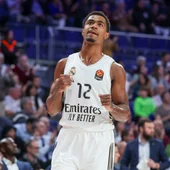 Theo Maledon anota el punto un millón de la Euroliga Theo Maledon anota el punto un millón de la Euroliga