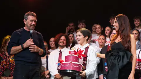 Antonio Banderas celebra los 20 años de ESAEM, que se consolida como escuela referente de las artes escénicas en España Antonio Banderas celebra los 20 años de ESAEM, que se consolida como escuela referente de las artes escénicas en España