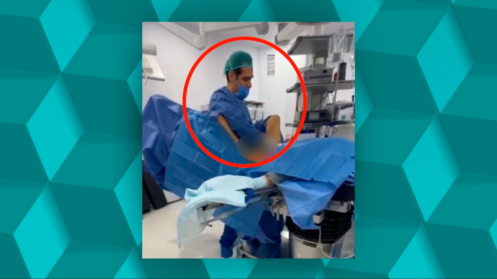 Los escalofriantes detalles del caso del cirujano acusado de violar a una paciente: "Hacía movimientos extraños" Los escalofriantes detalles del caso del cirujano acusado de violar a una paciente: "Hacía movimientos extraños"