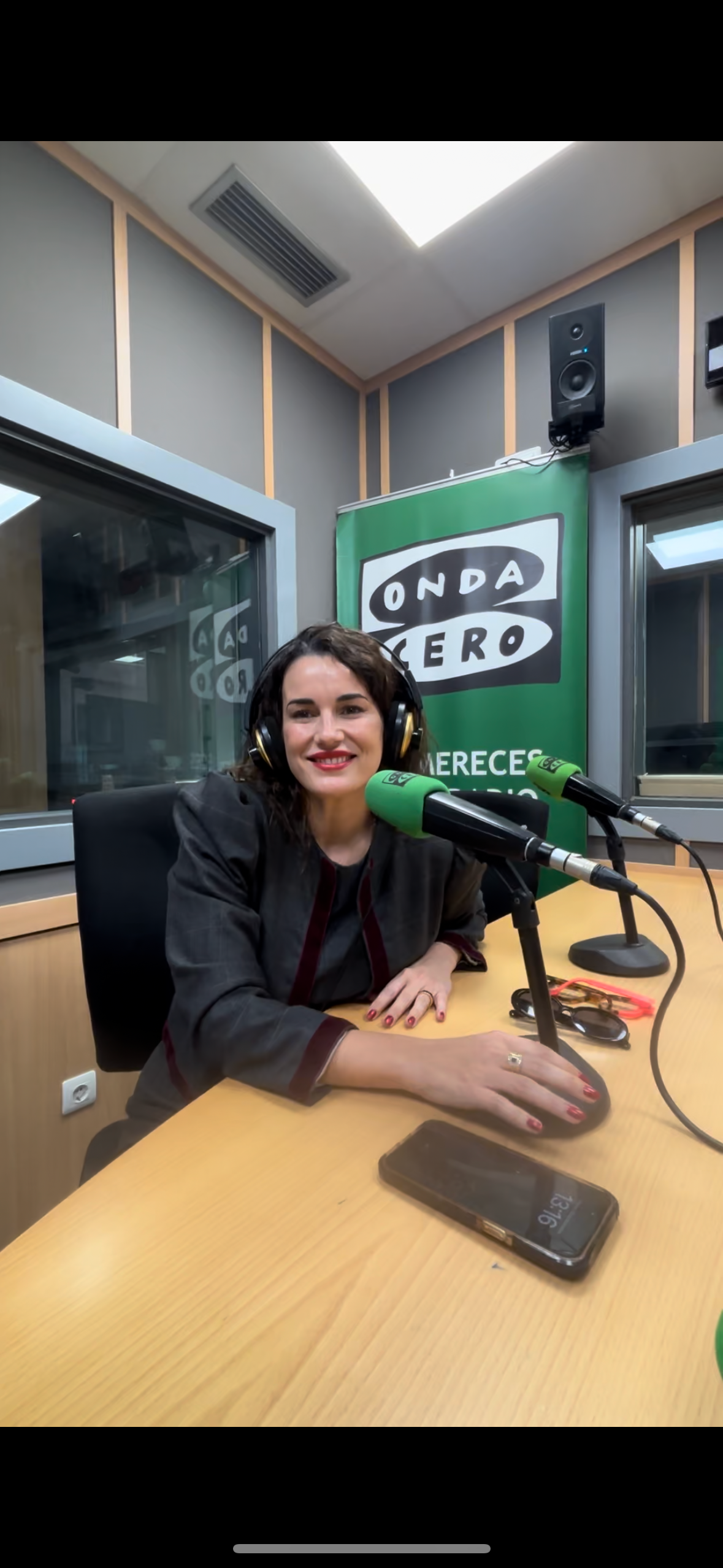 Julieta Brand: ¿El secreto del éxito? Sólo hay uno: esfuerzo — Más de uno cover