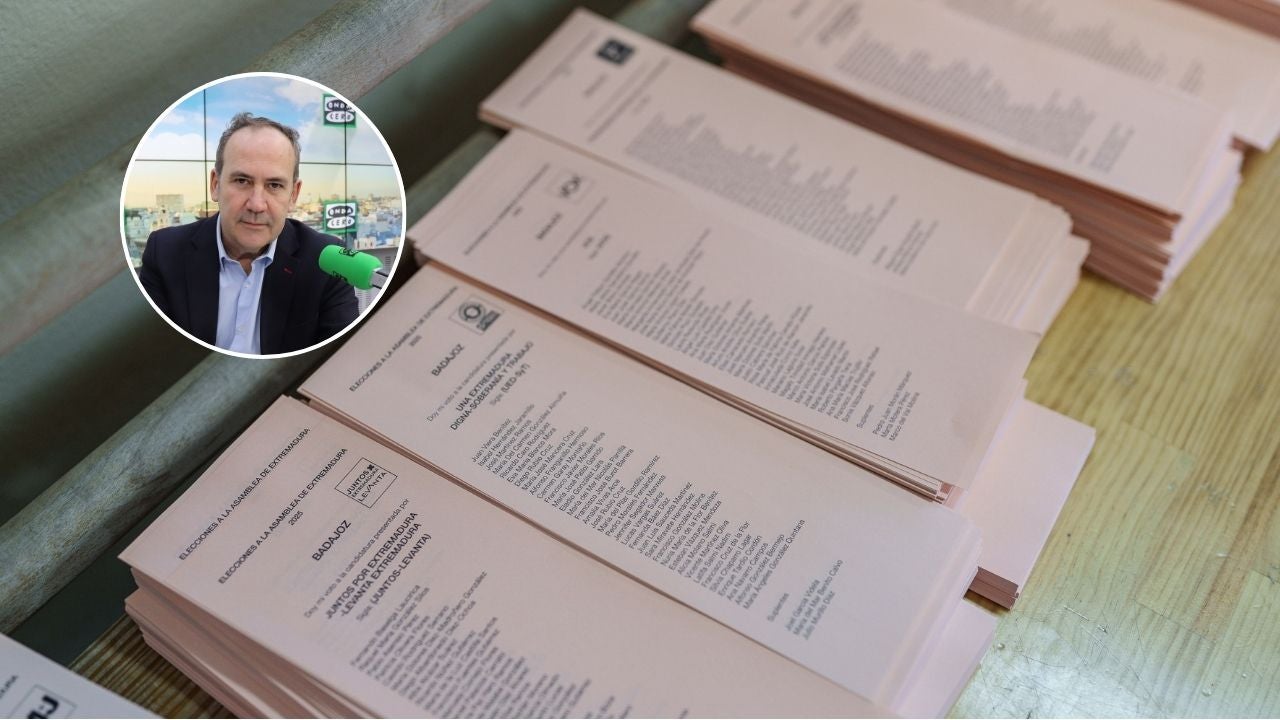 Elecciones en Extremadura: Papeletas de los distintos partidos políticos en un colegio en Plasencia Elecciones en Extremadura: Papeletas de los distintos partidos políticos en un colegio en Plasencia