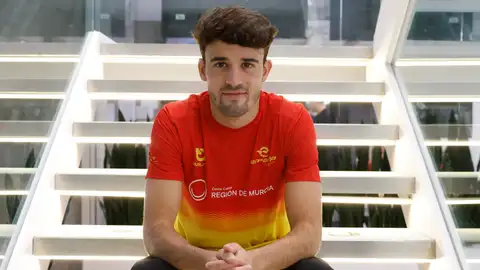 El triatleta David Cantero, elegido mejor deportista de 2025 del Proyecto FER El triatleta David Cantero, elegido mejor deportista de 2025 del Proyecto FER