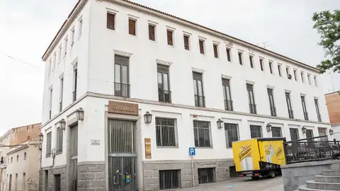 El emblemático edificio de Correos pasa a ser propiedad definitiva del Ayuntamiento de Mérida El emblemático edificio de Correos pasa a ser propiedad definitiva del Ayuntamiento de Mérida