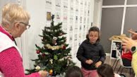 Decorando el Centro de Acogida de Conci&eacute;nciate en Elche