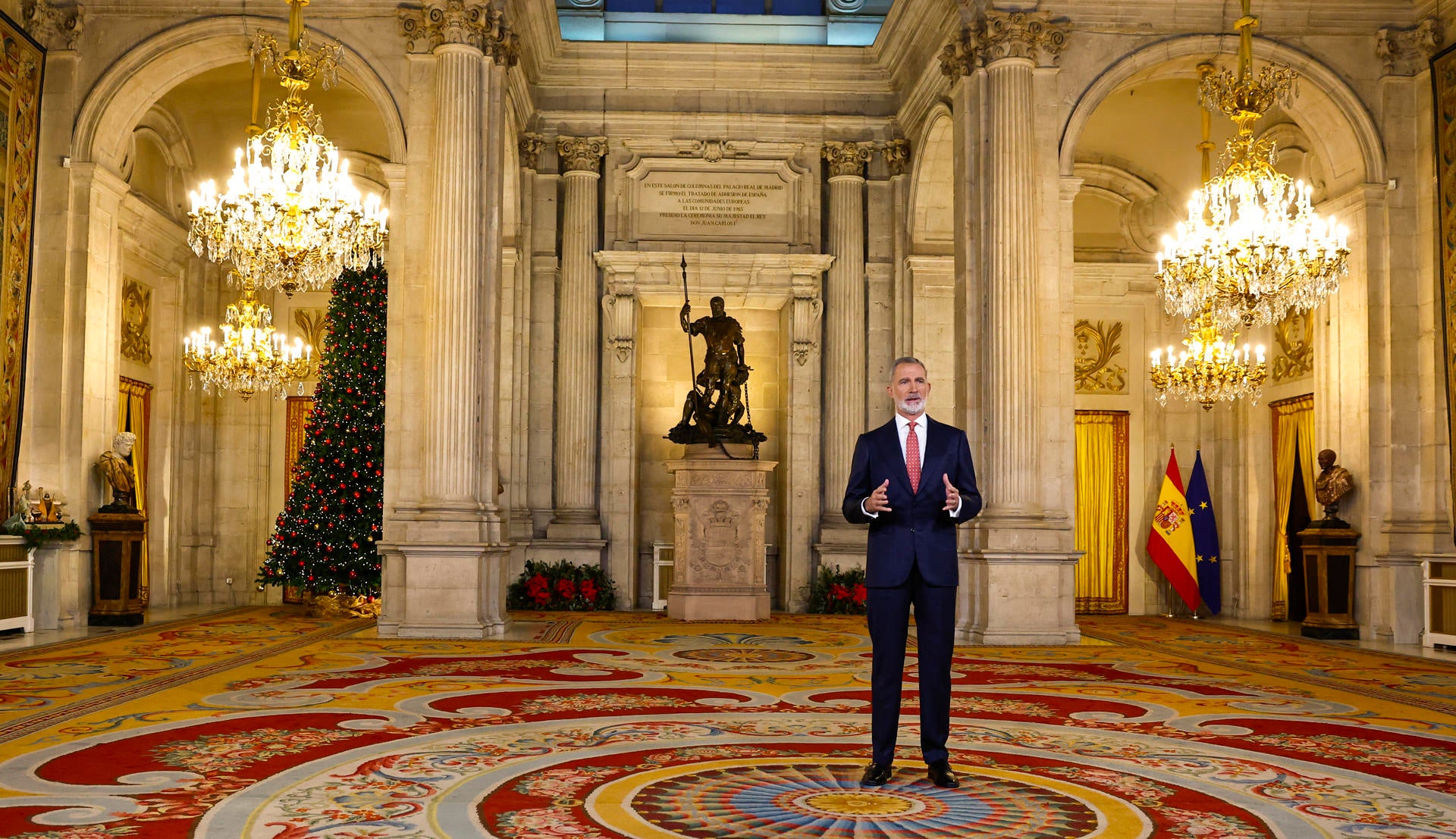 El rey Felipe VI pronuncia el tradicional mensaje de Nochebuena. El rey Felipe VI pronuncia el tradicional mensaje de Nochebuena.