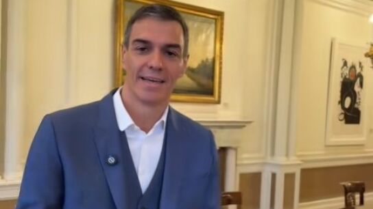 El "house tour" de Pedro S&aacute;nchez por La Moncloa: "En plan Isabel Preysler"