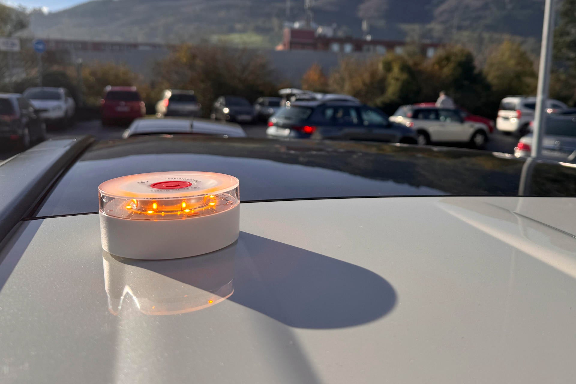 Baliza V-16 con tarjeta Sim. Baliza V-16 con tarjeta Sim.