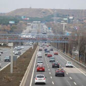 Tráfico en la carretera de Valencia en Madrid el pasado viernes.