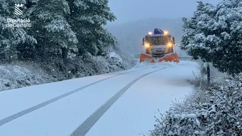 Aviso amarillo por nevadas al interior norte de Castellón por encima de los 1.000 metros Aviso amarillo por nevadas al interior norte de Castellón por encima de los 1.000 metros