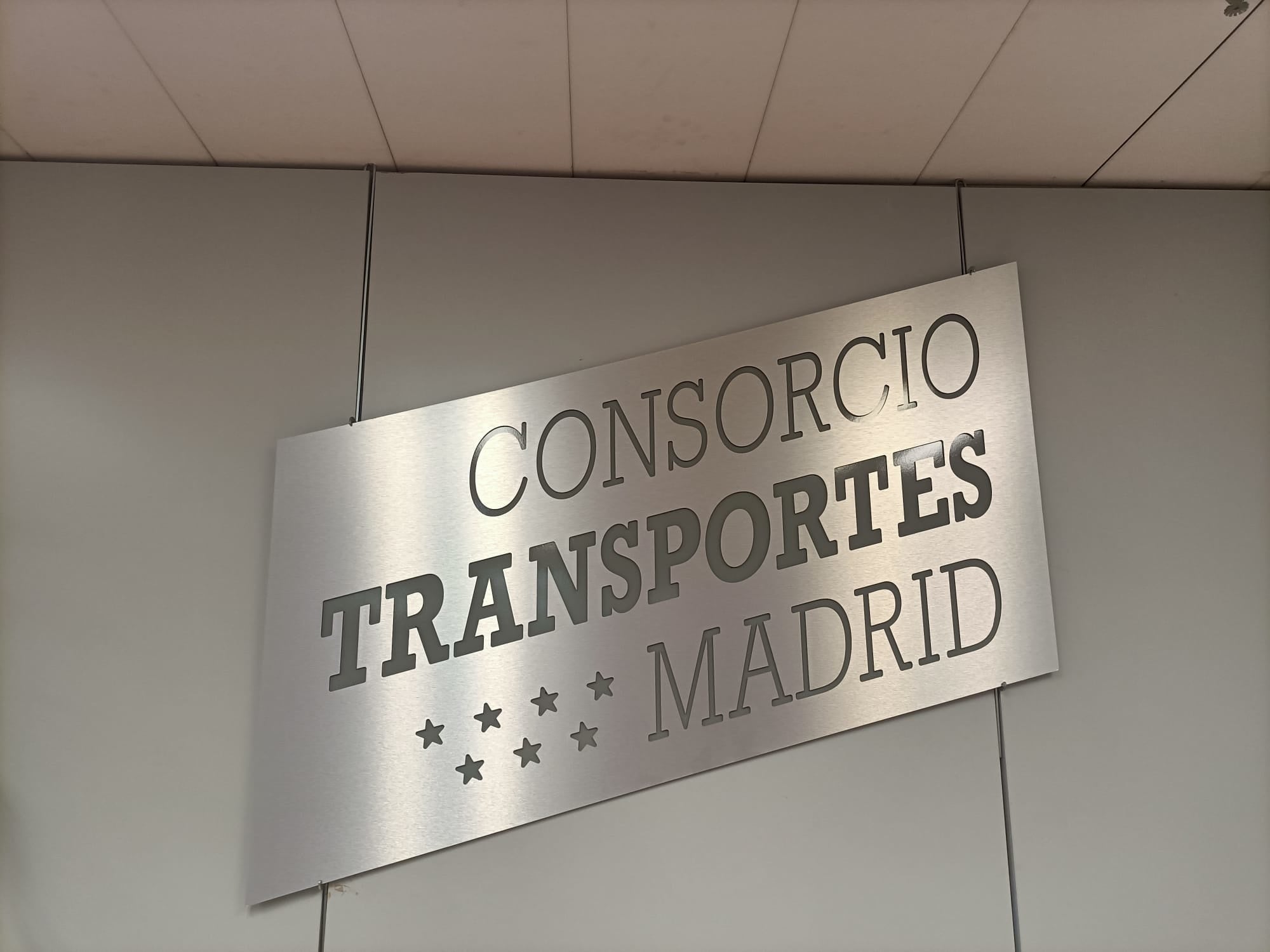 La Comunidad de Madrid mantendrá gratis el transporte para menores y mayores de 65 años y congela las tarifas en 2026 La Comunidad de Madrid mantendrá gratis el transporte para menores y mayores de 65 años y congela las tarifas en 2026