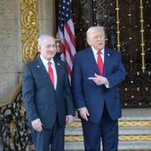 Benjamin Netanyahu (i) junto con Donald Trump en Mar-A-Lago Benjamin Netanyahu (i) junto con Donald Trump en Mar-A-Lago