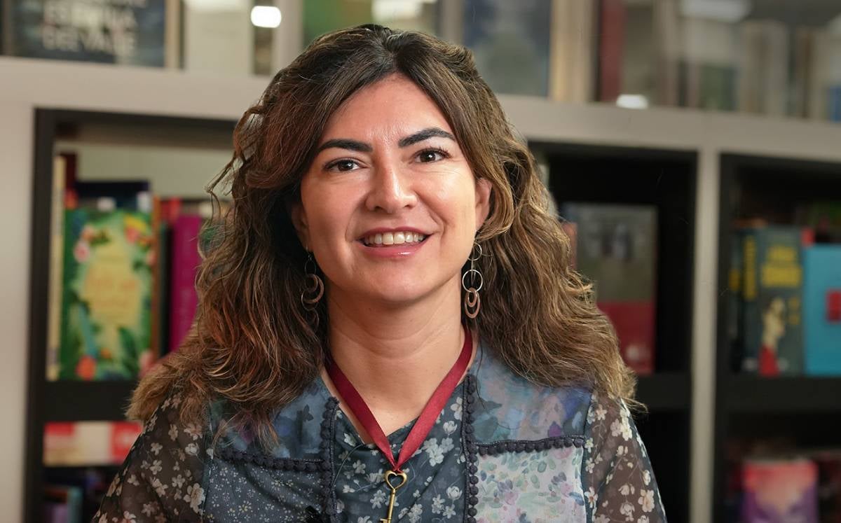 Susana Martín Gijón estará en Elche el 23 de enero para presentar su novela 'La capitana' Susana Martín Gijón estará en Elche el 23 de enero para presentar su novela 'La capitana'