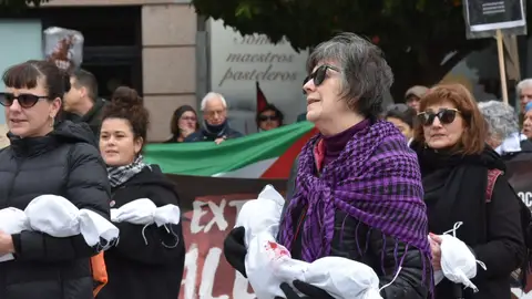 Activistas y ciudadanos alzan la voz en Mérida por los miles de niños palestinos que han sido "injustamente asesinados" Activistas y ciudadanos alzan la voz en Mérida por los miles de niños palestinos que han sido "injustamente asesinados"