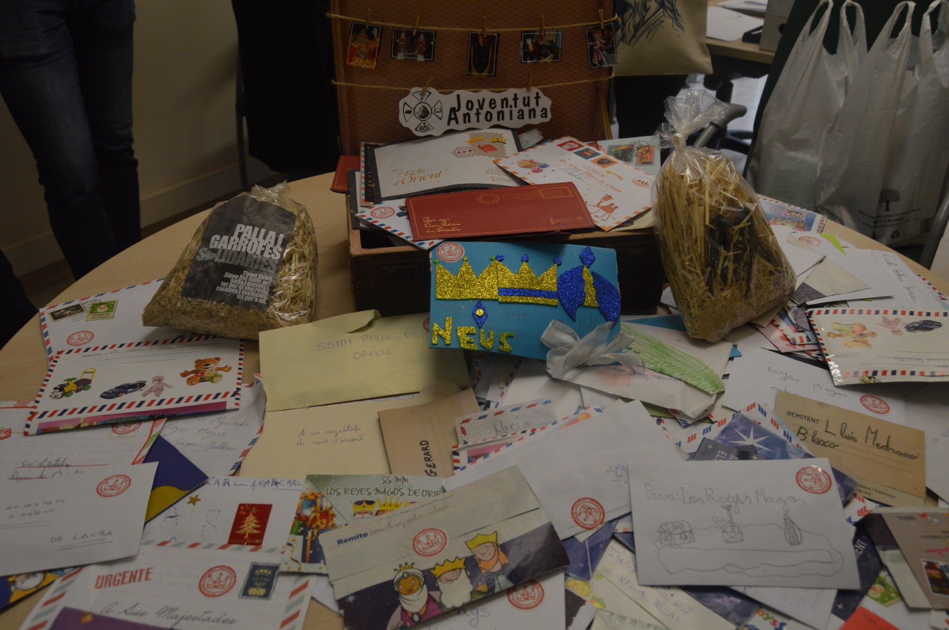 Las cartas de los niños y niñas a los Reyes Magos pasan a formar parte del Archivo Municipal de Vila-real Las cartas de los niños y niñas a los Reyes Magos pasan a formar parte del Archivo Municipal de Vila-real