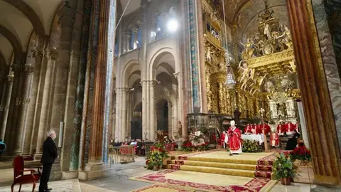 Santalices invita al Papa León XIV a visitar Santiago y recuerda a los gallegos afectados por la oleada de incendios Santalices invita al Papa León XIV a visitar Santiago y recuerda a los gallegos afectados por la oleada de incendios