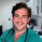 Los dos alimentos que consumimos habitualmente y que tienen alto nivel de azúcar, según el doctor Rojas