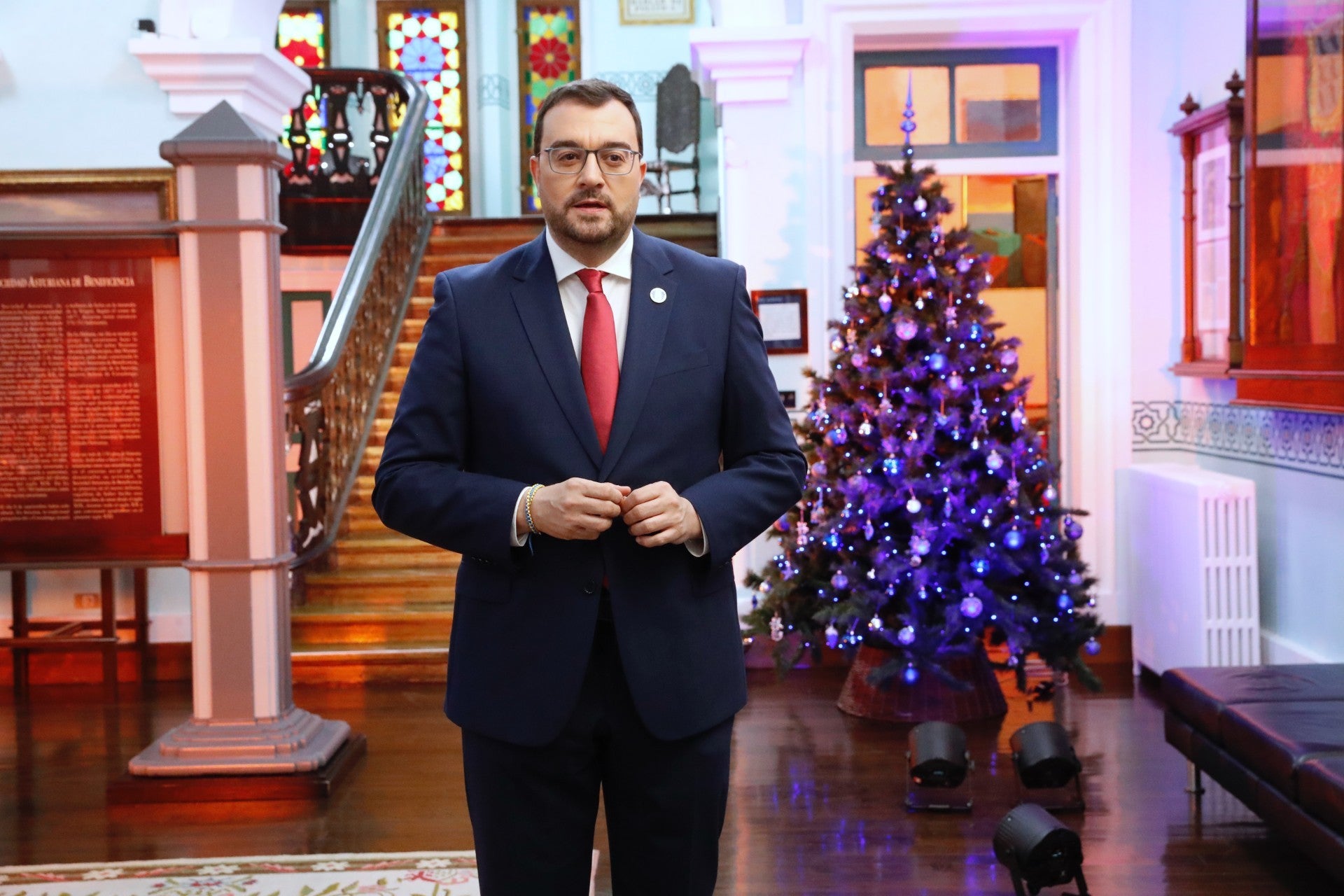 Complicidad del presidente Adrián Barbón con la emigración Complicidad del presidente Adrián Barbón con la emigración