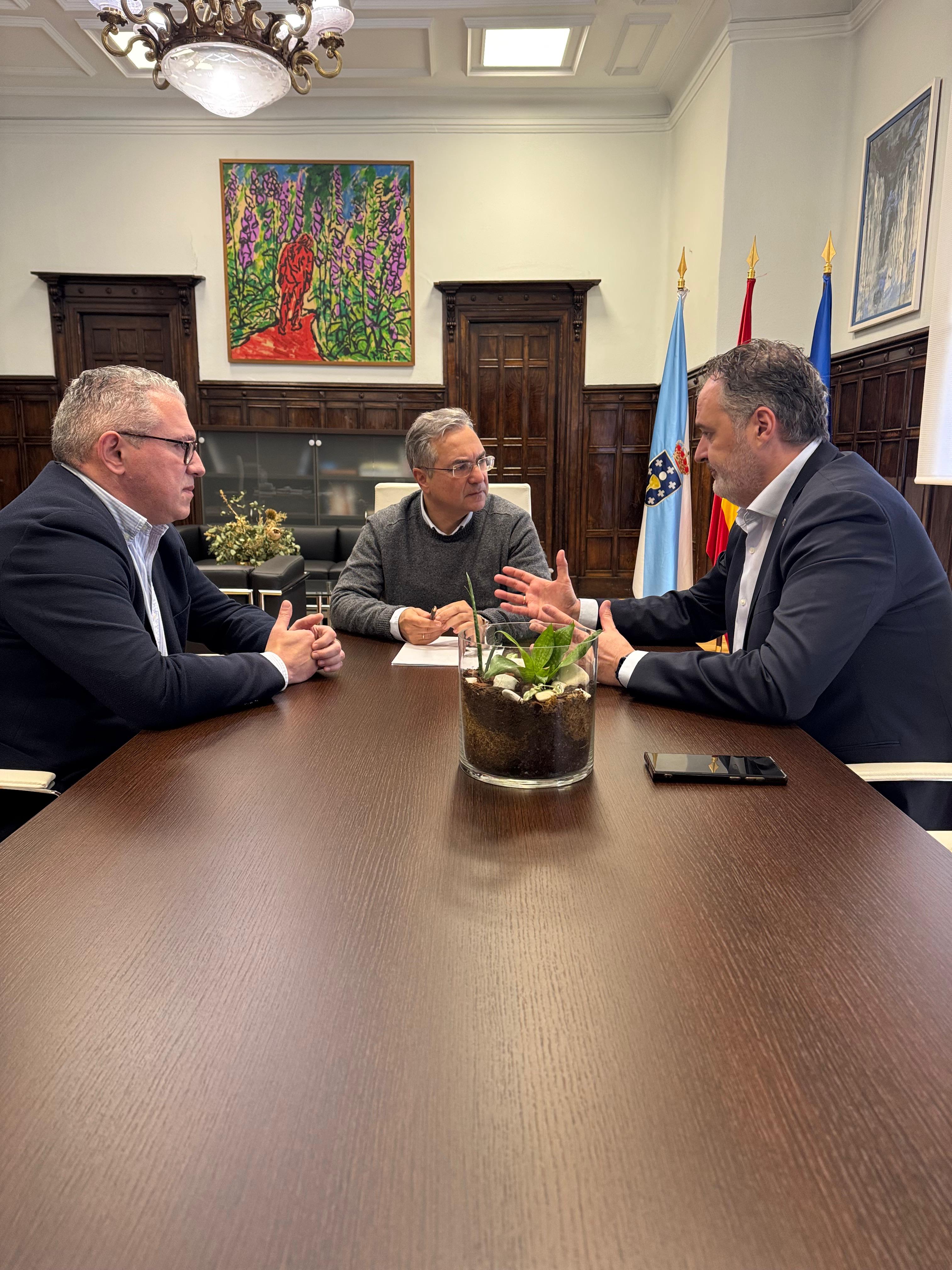 A Deputación de Ourense reforza a cooperación institucional con Abanca A Deputación de Ourense reforza a cooperación institucional con Abanca