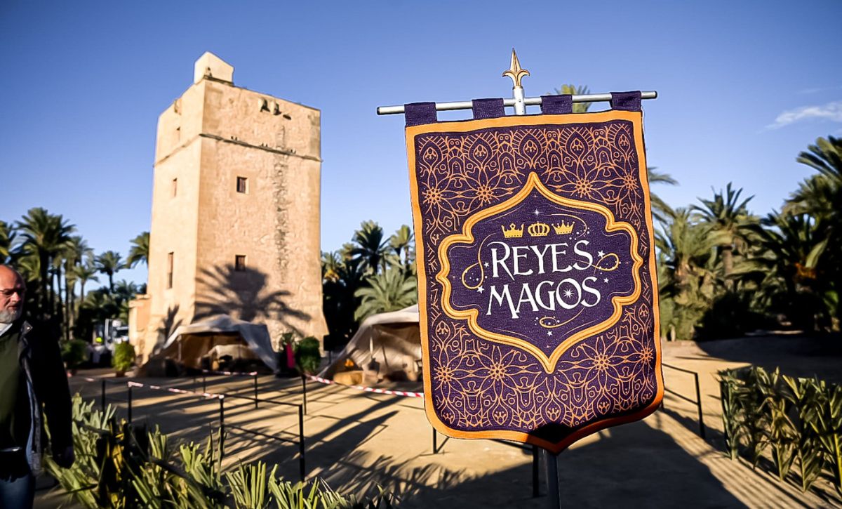 Elche traslada el campamento de Melchor, Gaspar y Baltasar al centro de congresos y cancela la venta de sillas para la Cabalgata de Reyes del lunes Elche traslada el campamento de Melchor, Gaspar y Baltasar al centro de congresos y cancela la venta de sillas para la Cabalgata de Reyes del lunes