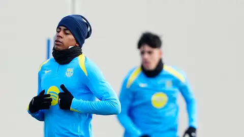 Lamine Yamal, listo para jugar el derbi Lamine Yamal, listo para jugar el derbi