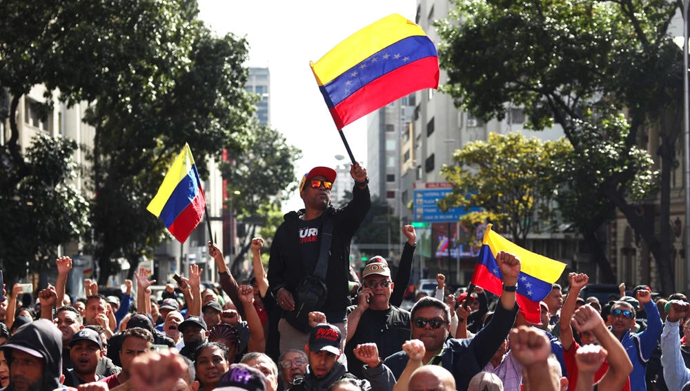 Chavistas piden en Caracas que "devuelvan" a Maduro tras captura por parte de EEUU Chavistas piden en Caracas que "devuelvan" a Maduro tras captura por parte de EEUU