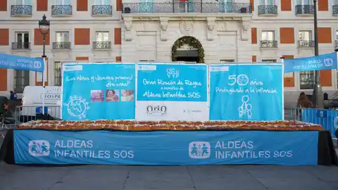 La 34ª edición del Roscón de Reyes de Aldeas Infantiles SOS llega a la Puerta del Sol
