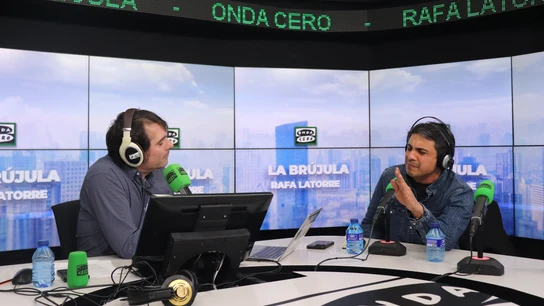 La denuncia de un activista venezolano desterrado en España: "Zapatero le dijo muchas veces a mi mamá que no denunciara lo que me pasaba" La denuncia de un activista venezolano desterrado en España: "Zapatero le dijo muchas veces a mi mamá que no denunciara lo que me pasaba"